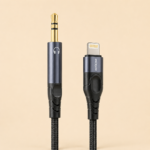 MOXOM MX-AX41 Lightning to 3.5mm Audio Cable
